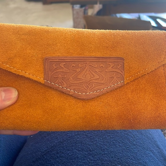 wallet - Picture 1 of 2